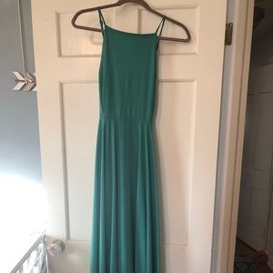 Green Lulus dress